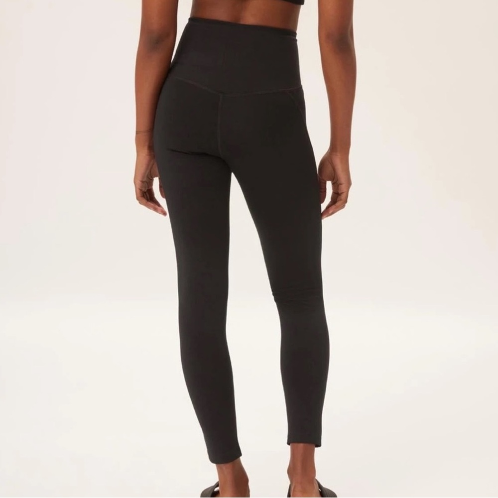 Girlfriend Collective Black Compressive High-Rise or High Waisted Leggings Small